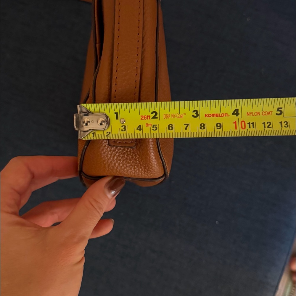 Vince Camuto Brown Leather Crossbody Bag - Picture 10 of 11